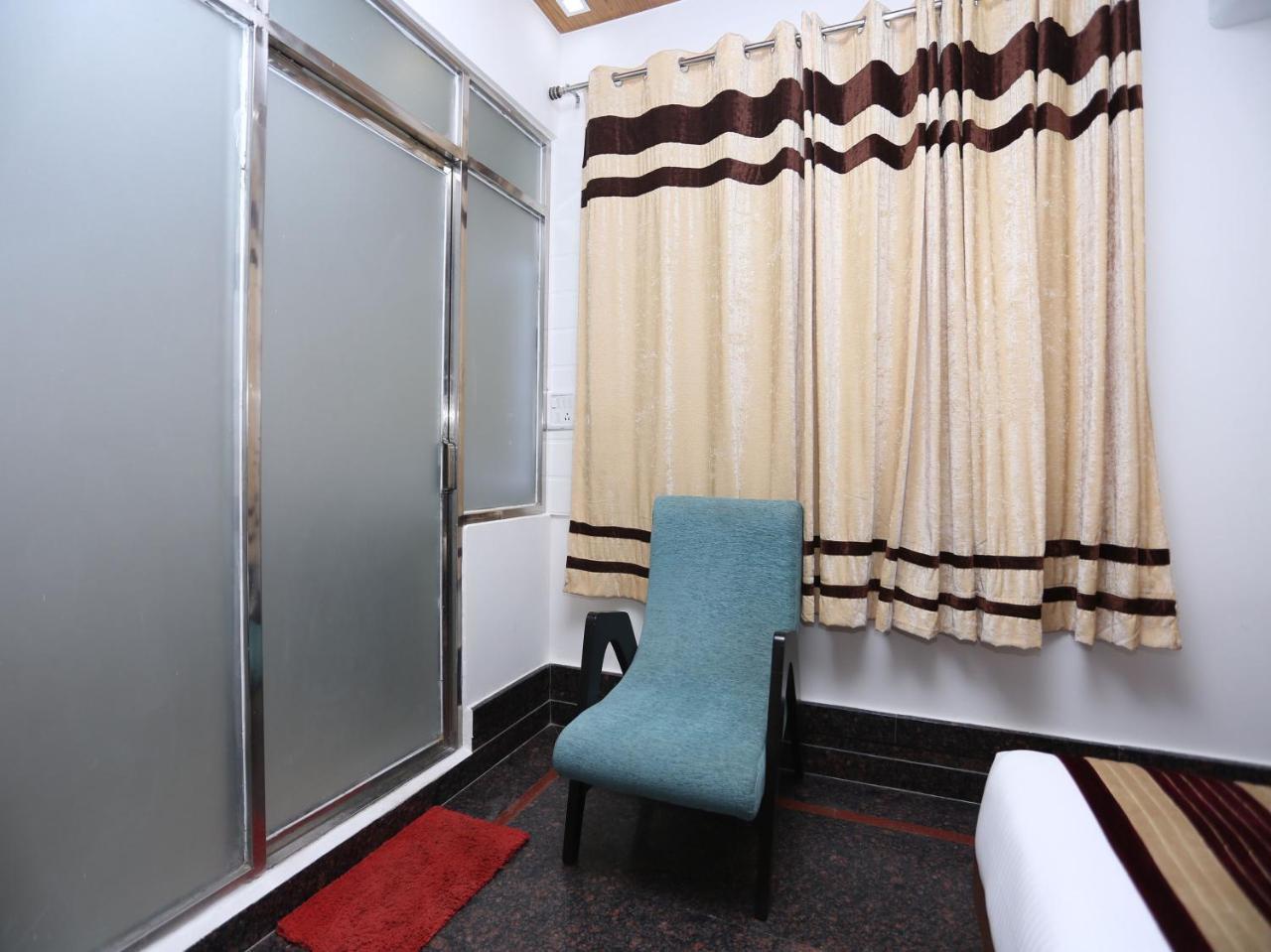 Oyo 10448 Green View Home Stay دهرادون المظهر الخارجي الصورة